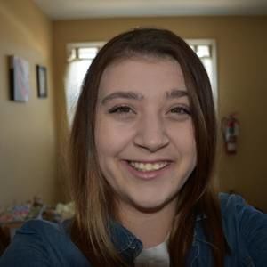 Meet your Posher, Alyssa